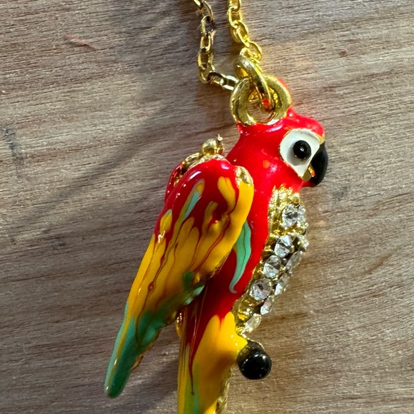 NWT- Parrot Necklace Pack of 7 - Bundle Price - Picture 3 of 11